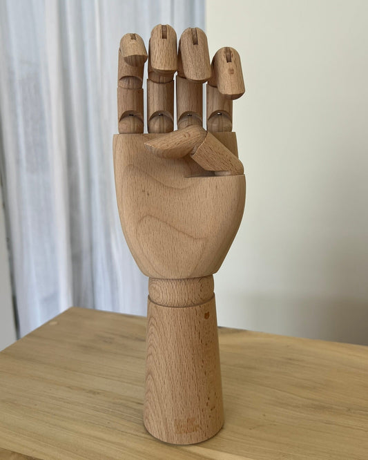 Mano articulada