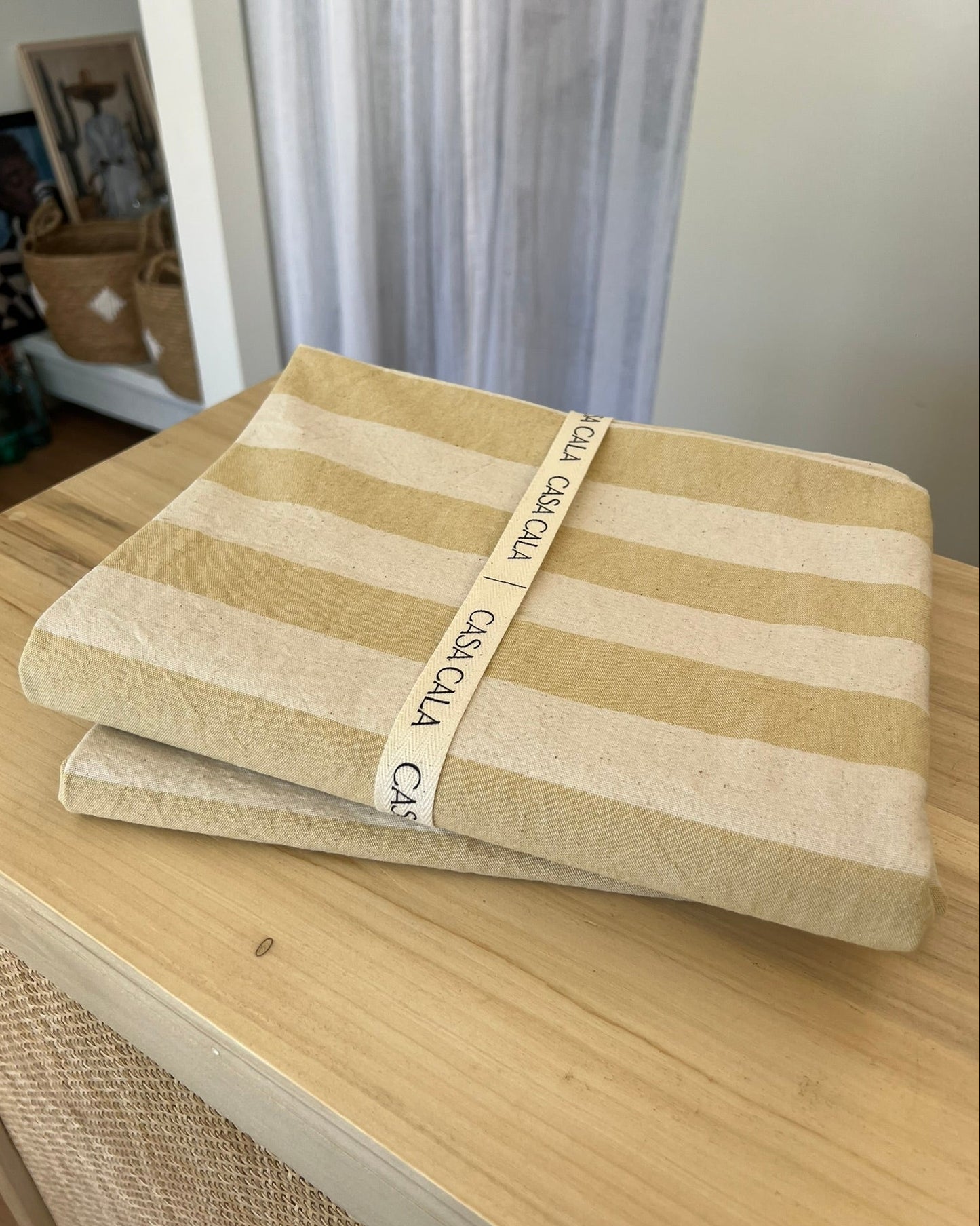 Mantel butter yellow