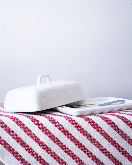 Mantequera de porcelana con untador