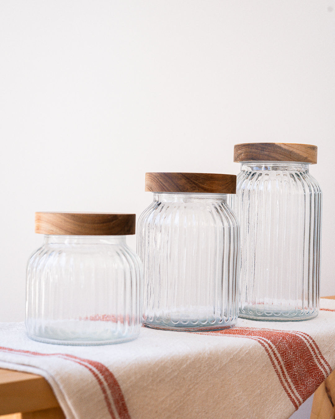 frasco de vidrio labrado